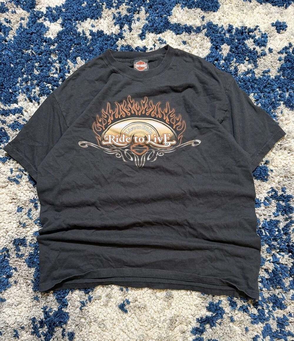 Harley-Davidson Waterford City Ireland Ride to Live Cropped Graphic T-Shirt